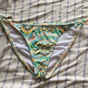 Bikini bottoms never worn!!